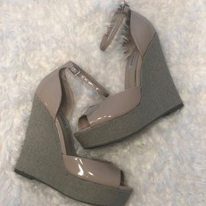 Steve Madden Whateva Fawn Patent Wedge